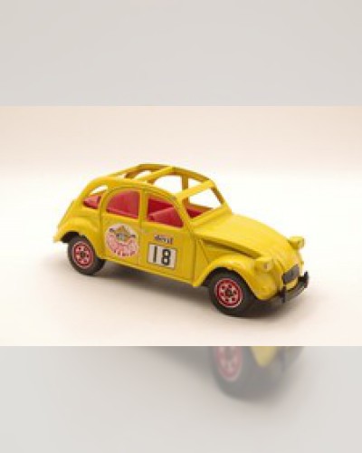 Solido (Ref. 1359) 1:43 scale yellow die-cast Citroën 2CV6