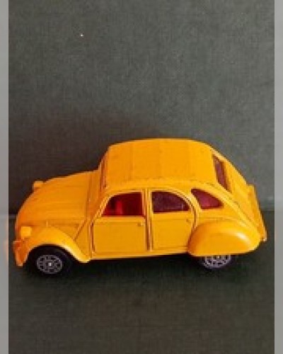 Corgi Citroen 2CV6  Eyes 1/43