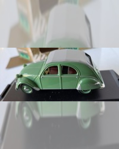 VITESSE CITROEN 2 CV BELGIUM 1956 CLOSED ROOF  LIMITED N/ BOITE MINIATURE 1/43