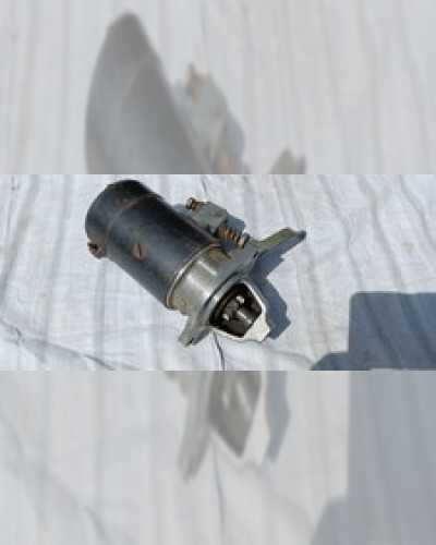 Citroën 2 CV starter Paris Rhone Reference D8L80
