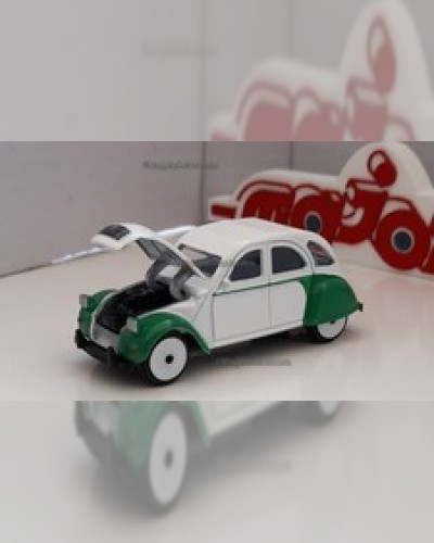 Majorette · Citroën 2 CV · White & Green · 1:64 · Brand New in Clear Box